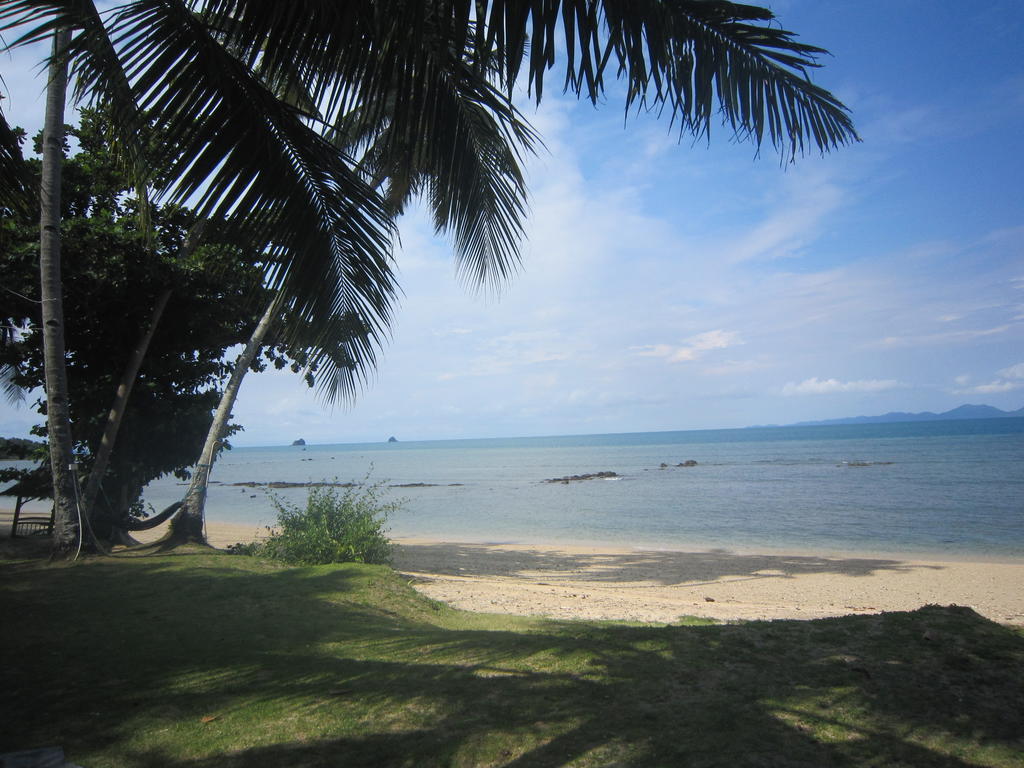 Pine Bungalow Krabi town Buitenkant foto