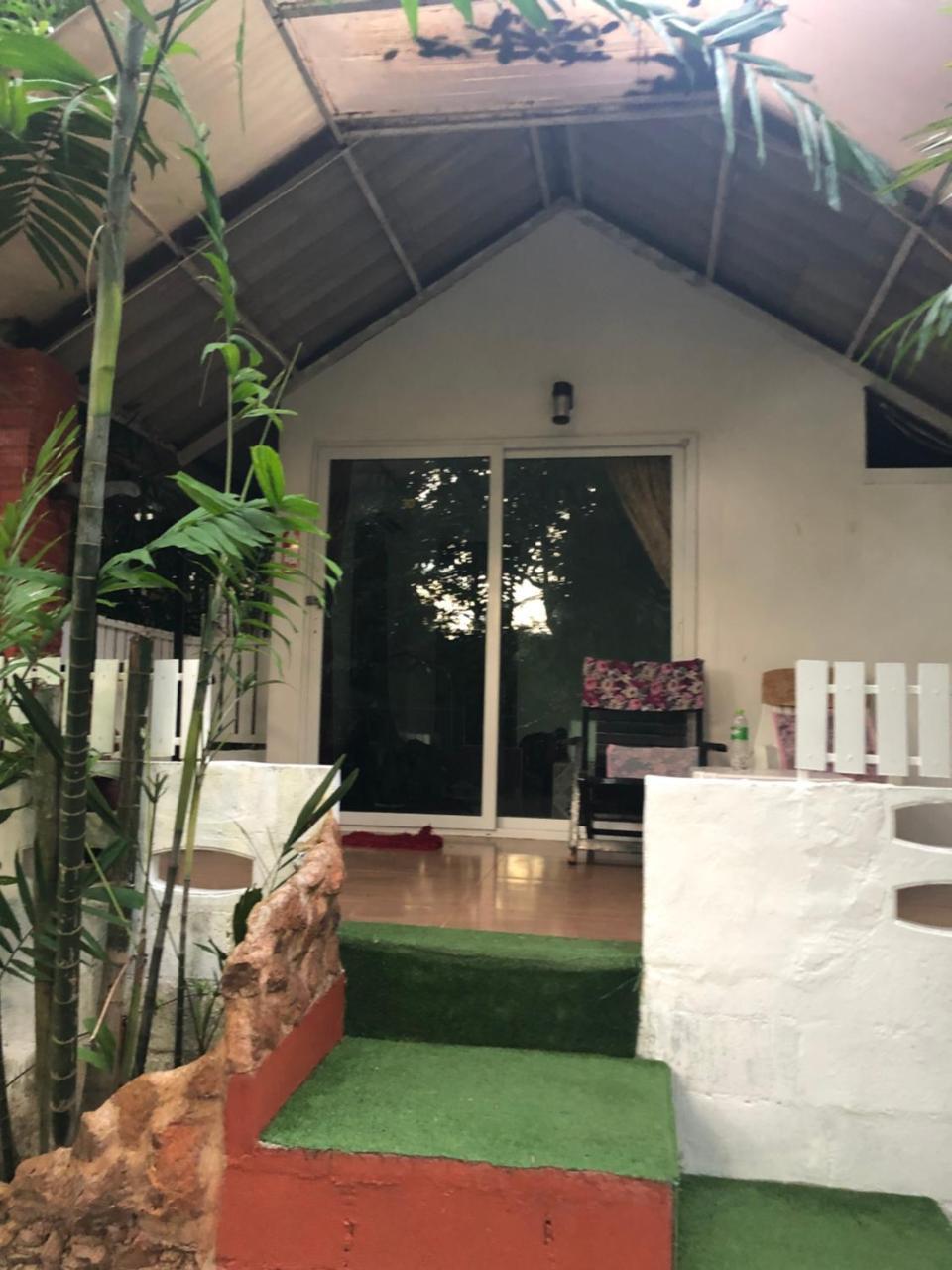 Pine Bungalow Krabi town Buitenkant foto